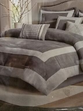 Madison Park 7pc King Noah MicroSuede Comforter Set Gray
